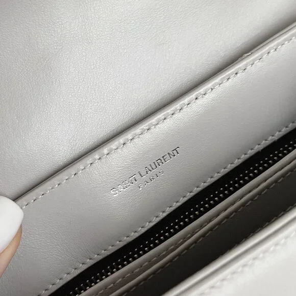 Saint Laurent Toy Monogram Matelasse LouLou Bag - Picture 13 of 16